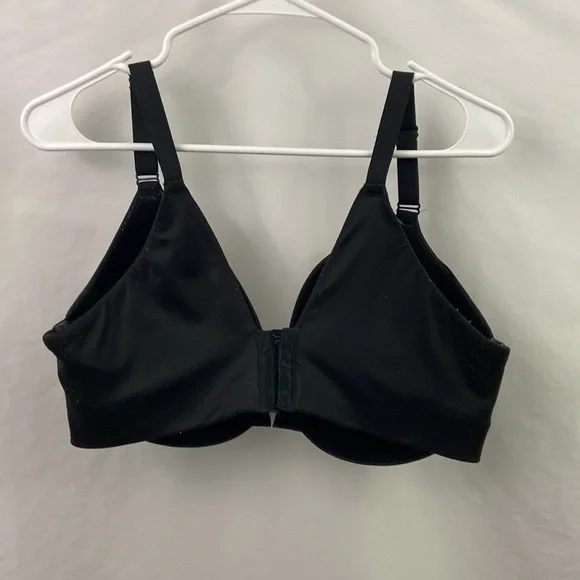 Cacique Black Lightly Lined Full Coverage 42D Bra - Picture 5 of 16